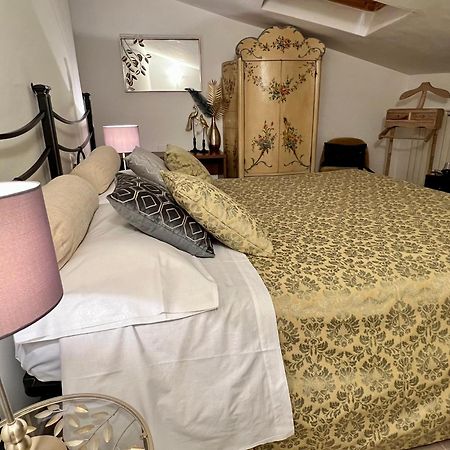 Sui Passi Di Francesco Hotel Valfabbrica ภายนอก รูปภาพ