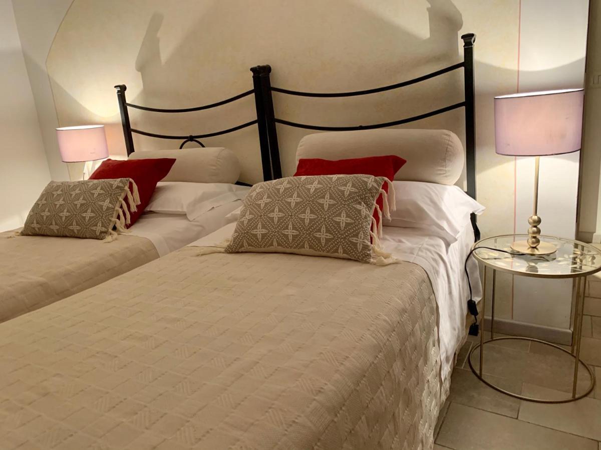 Sui Passi Di Francesco Hotel Valfabbrica ภายนอก รูปภาพ