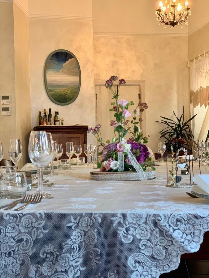 Sui Passi Di Francesco Hotel Valfabbrica ภายนอก รูปภาพ