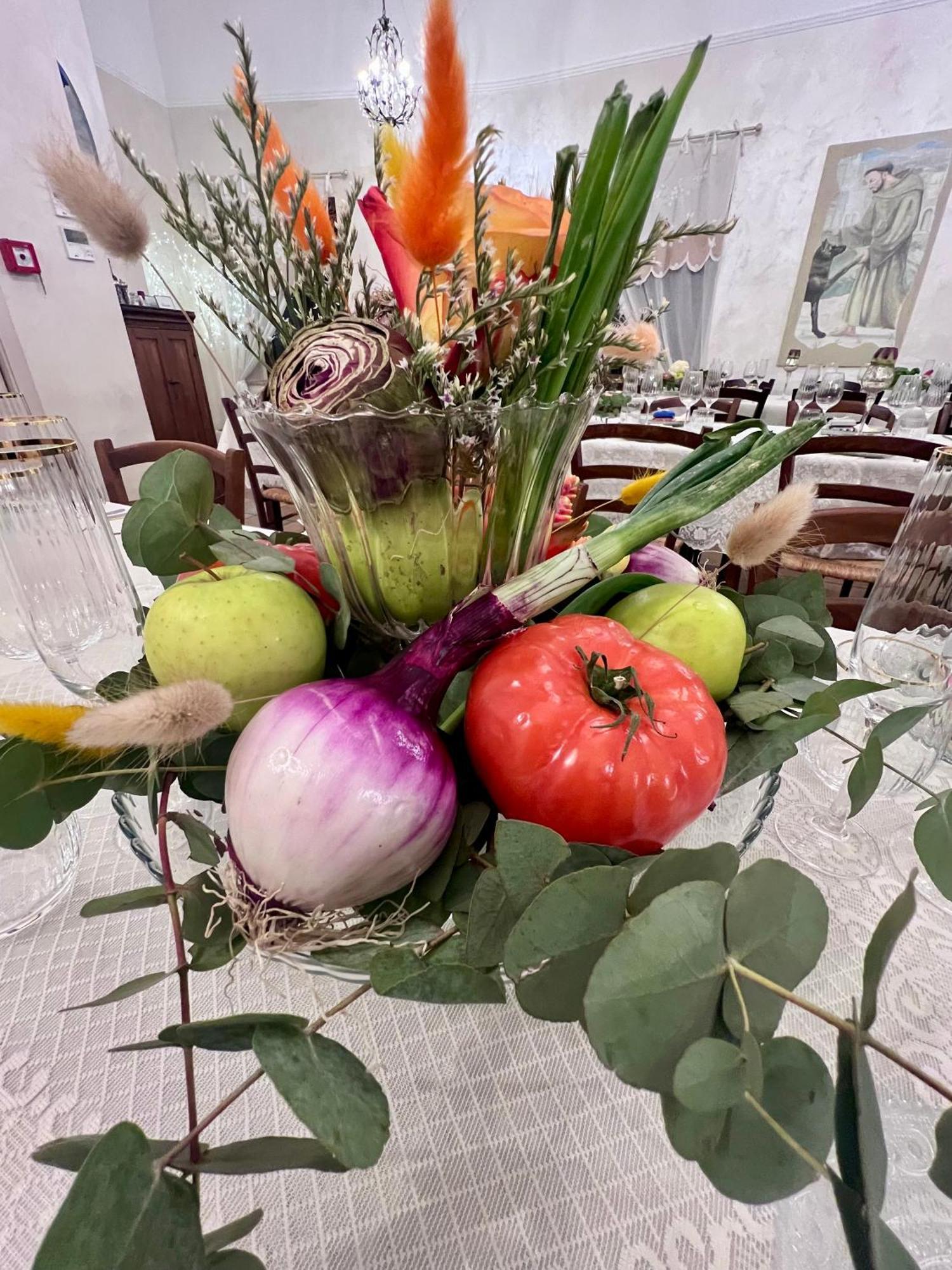 Sui Passi Di Francesco Hotel Valfabbrica ภายนอก รูปภาพ