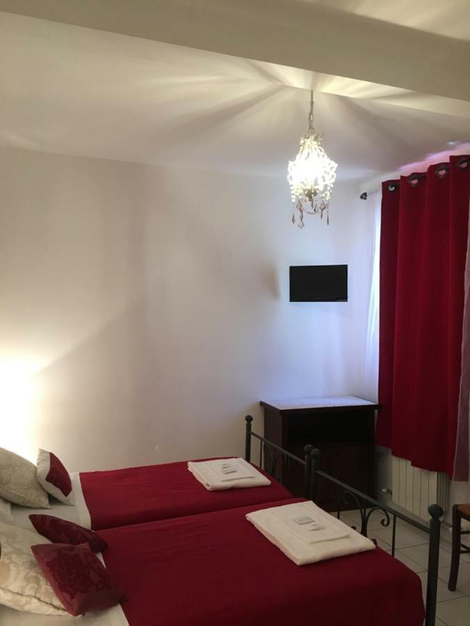 Sui Passi Di Francesco Hotel Valfabbrica ภายนอก รูปภาพ